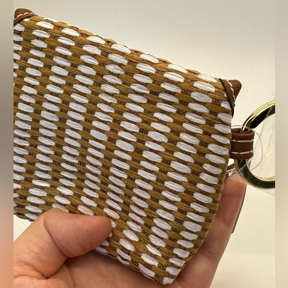 NWT Estée Lauder small cosmetic bag keychain - Picture 6 of 6
